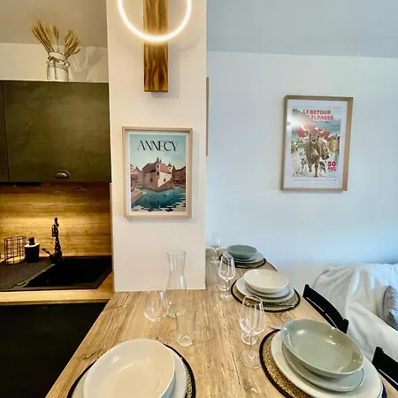Le Nid Des Alpages Apartment Annecy Exterior photo